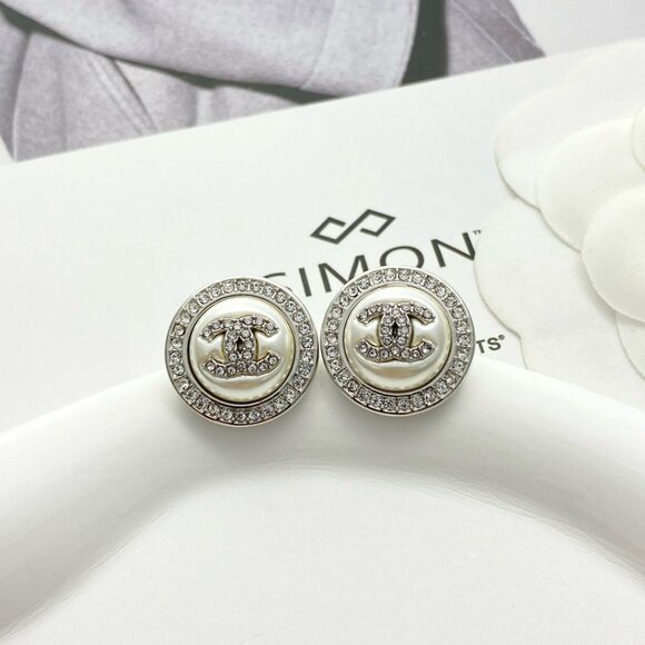 Chanel Pearl CC Stud Earrings ✨ | Crystal Logo Round Design - Picture 3 of 7